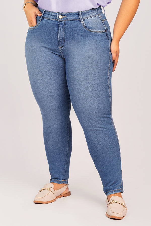 Calça Jeans Plus Size Cigarrete Empina Bumbum