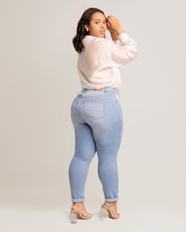 Calça Jeans Plus Size Cigarrete