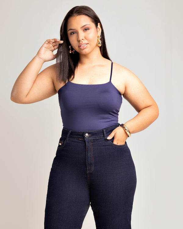 Calça Feminina Plus Size Wide Leg Escura