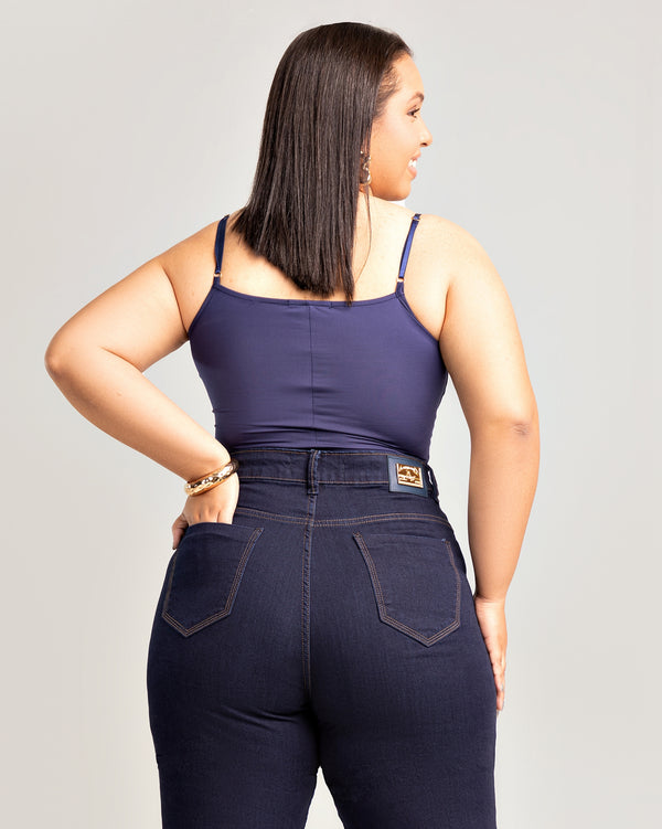 Calça Feminina Plus Size Wide Leg Escura